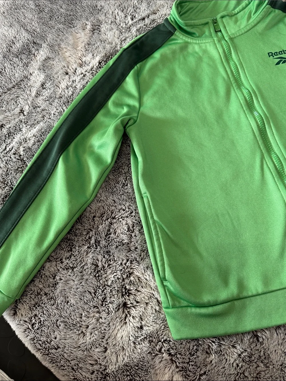 Reebok Athletic Track Jacket Full Zip Boys 11-12  Two Toned Green Sporty Outdoor